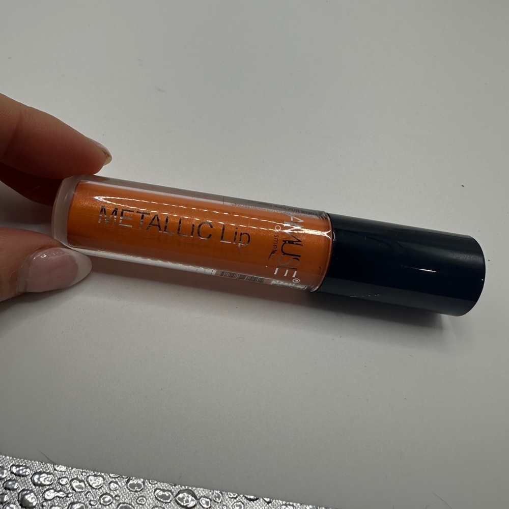 Amuse Metallic Liquid Long Lasting Lipstick - 2093-2 (Metallic Orange)